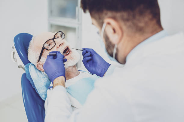 Best Emergency Tooth Extraction  in Vero Lake Estates, FL